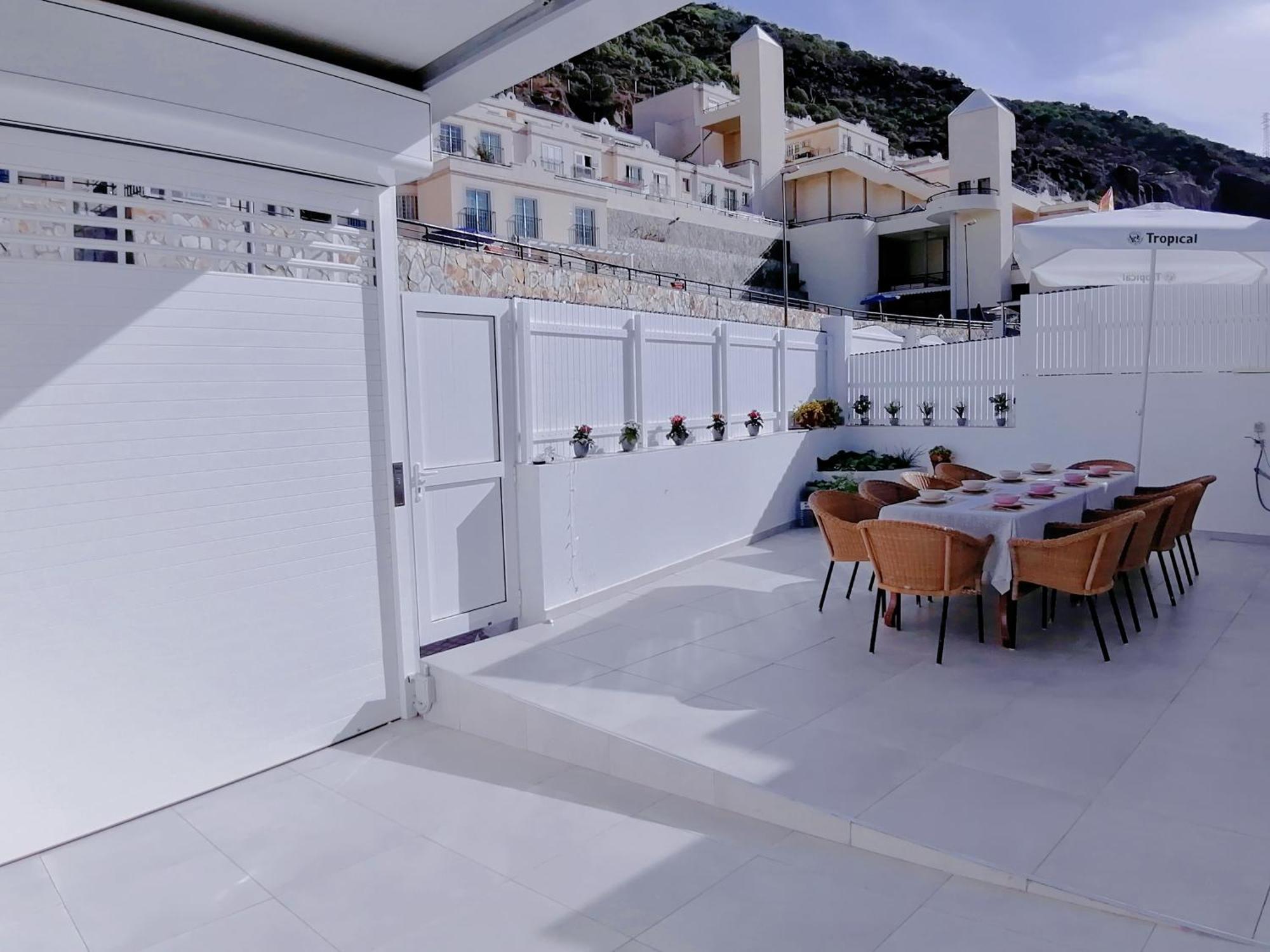 Big Villa Puerto Rico With Heated Saltwater Jacuzzi Pool & Bbq & Private Parking ภายนอก รูปภาพ