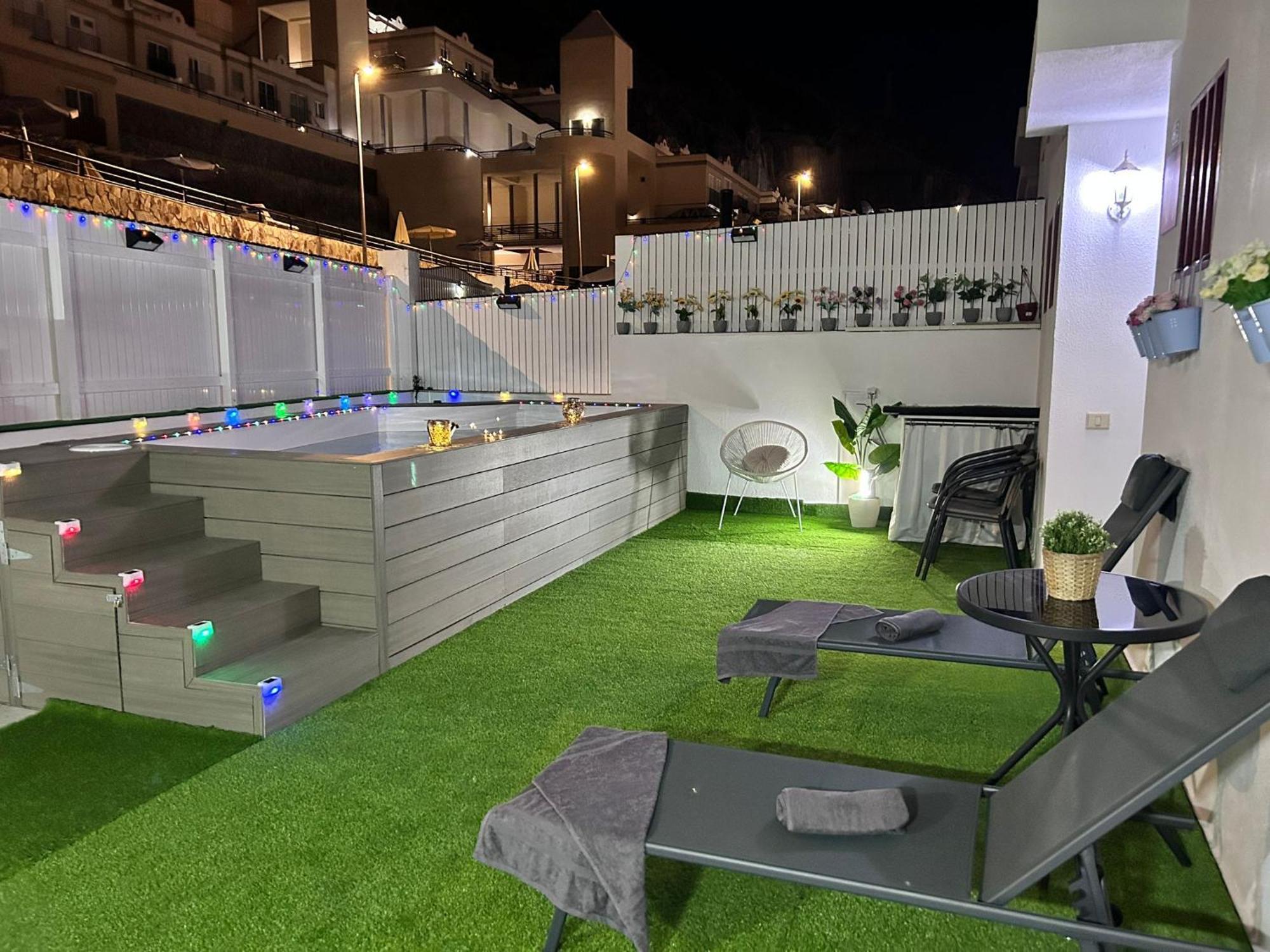 Big Villa Puerto Rico With Heated Saltwater Jacuzzi Pool & Bbq & Private Parking ภายนอก รูปภาพ