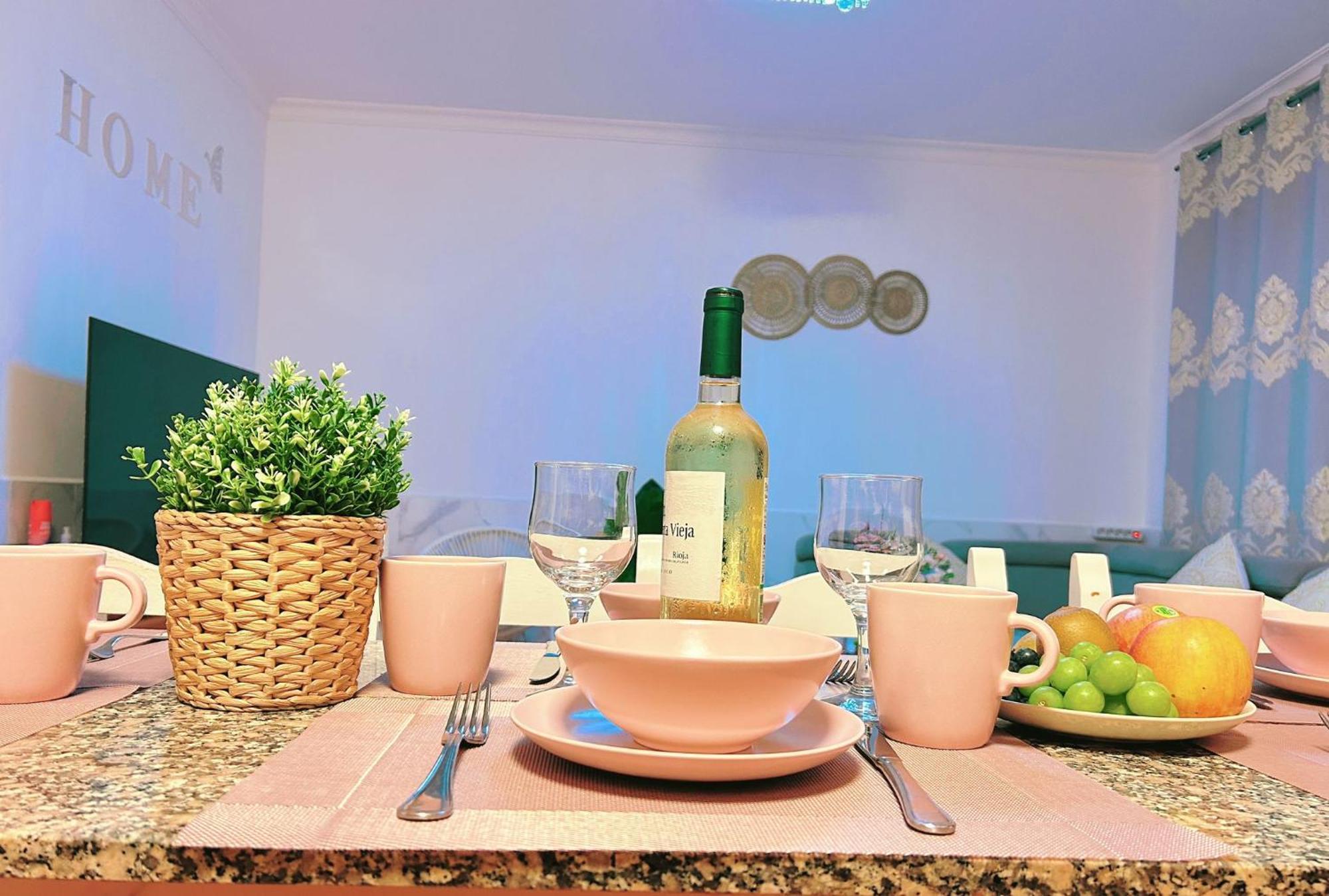 Big Villa Puerto Rico With Heated Saltwater Jacuzzi Pool & Bbq & Private Parking ภายนอก รูปภาพ